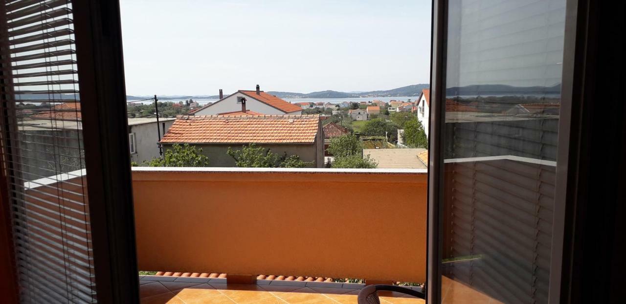 Apartments And Rooms Nediljko Bibinje Exterior foto